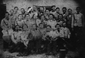 Foto der ersten Feuerwehr aus dem Jahr 1862